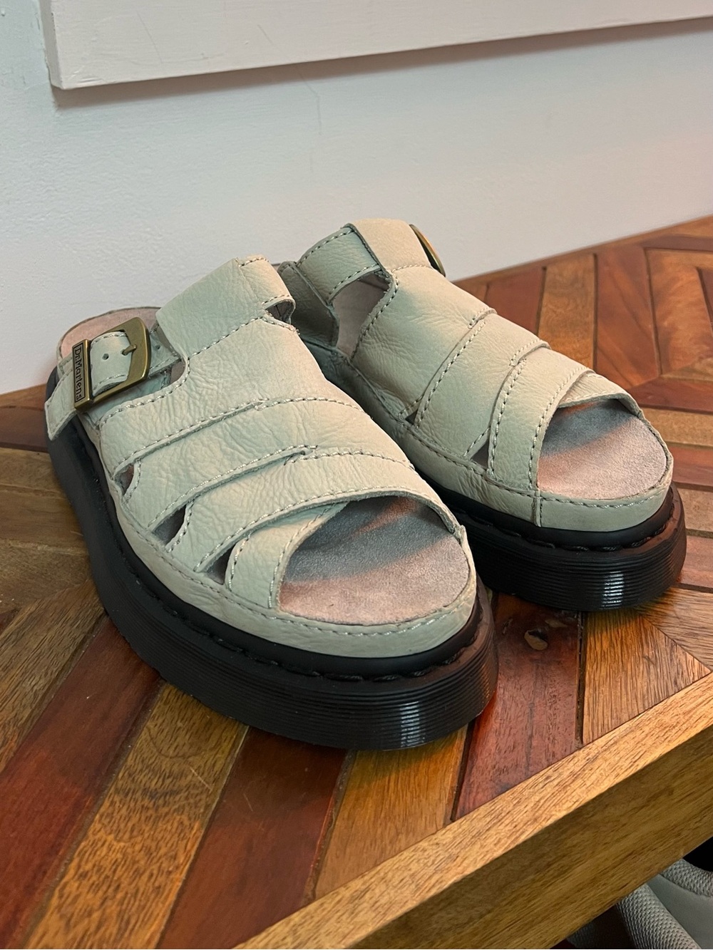 Dr. Martens Maxxy Slide Buttersoft Leather Sandals Sz 7 Sage Green
